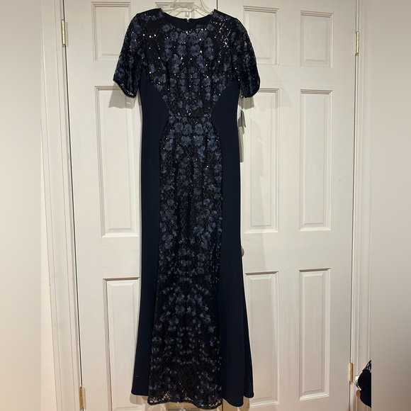 Adrianna Papell Beaded Gown NWT - Picture 1 of 3